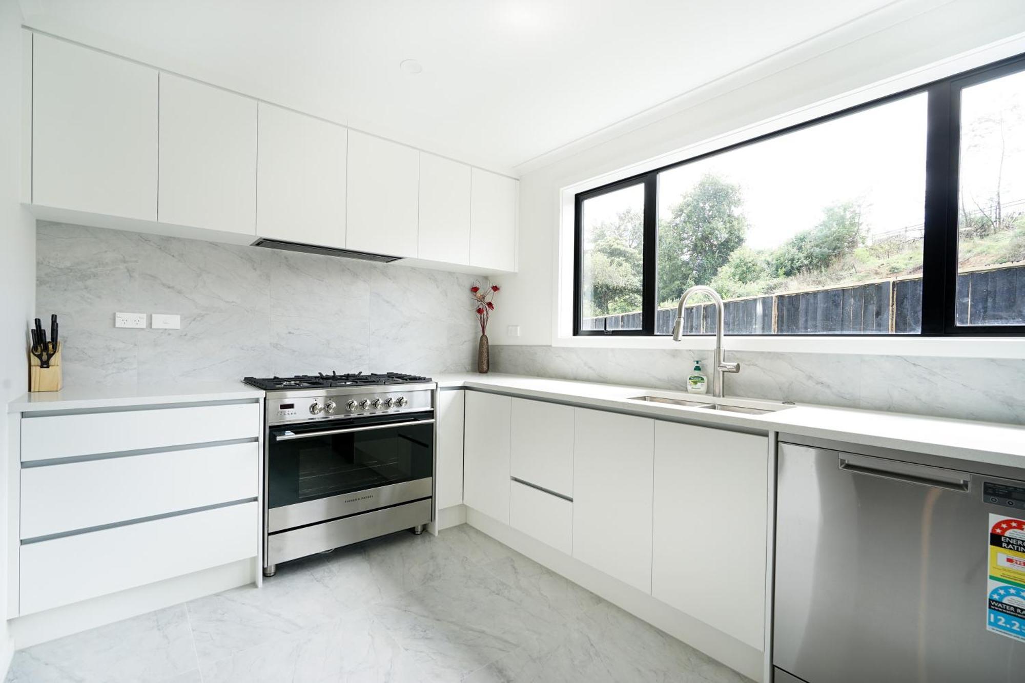 Charming 4Bds House With 3 Bathrooms Brand New Hamilton Bagian luar foto